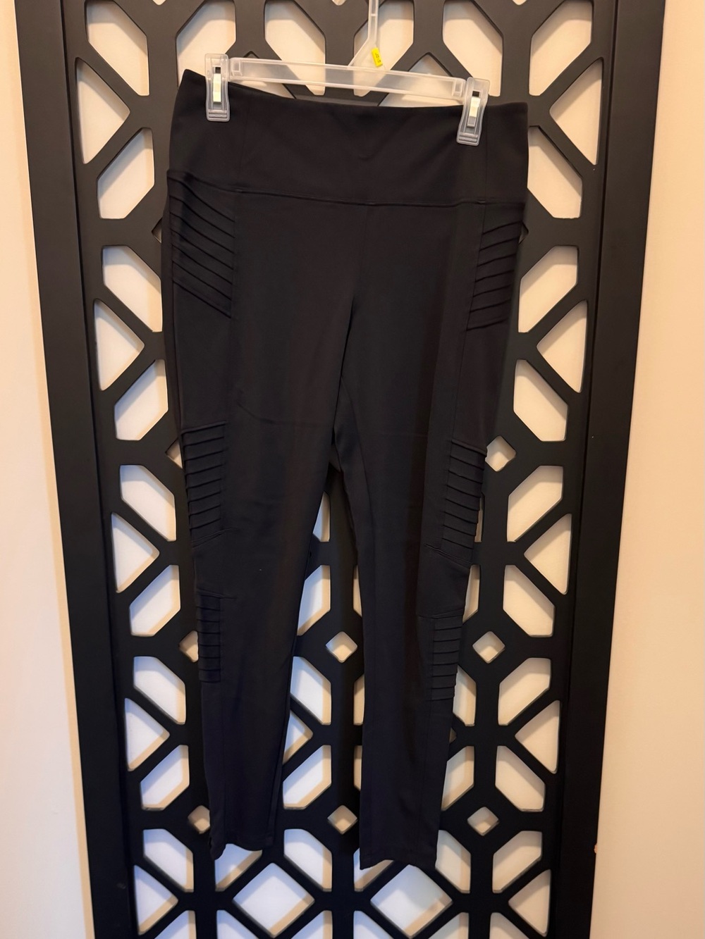 Athleta Black Ribbed Panel Leggings